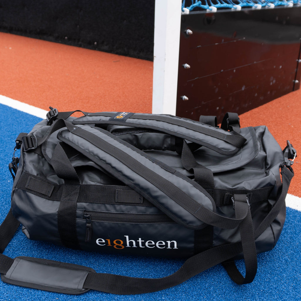 Eighteen Holdall