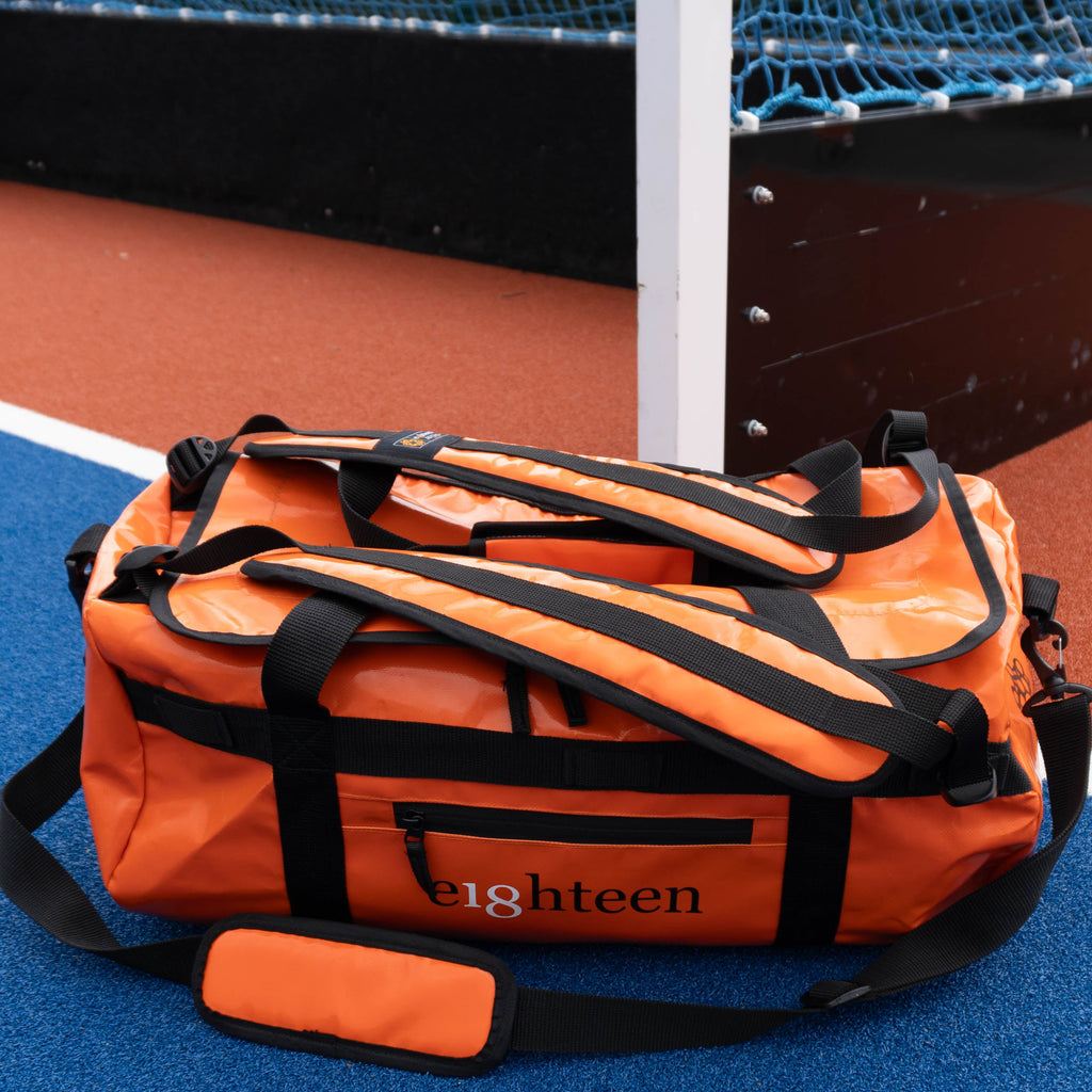 Eighteen Holdall